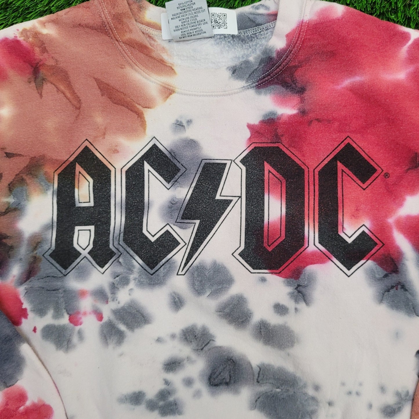 ACDC Crumpled Tie-Dye Sweatshirt Small 21x23 Spellout