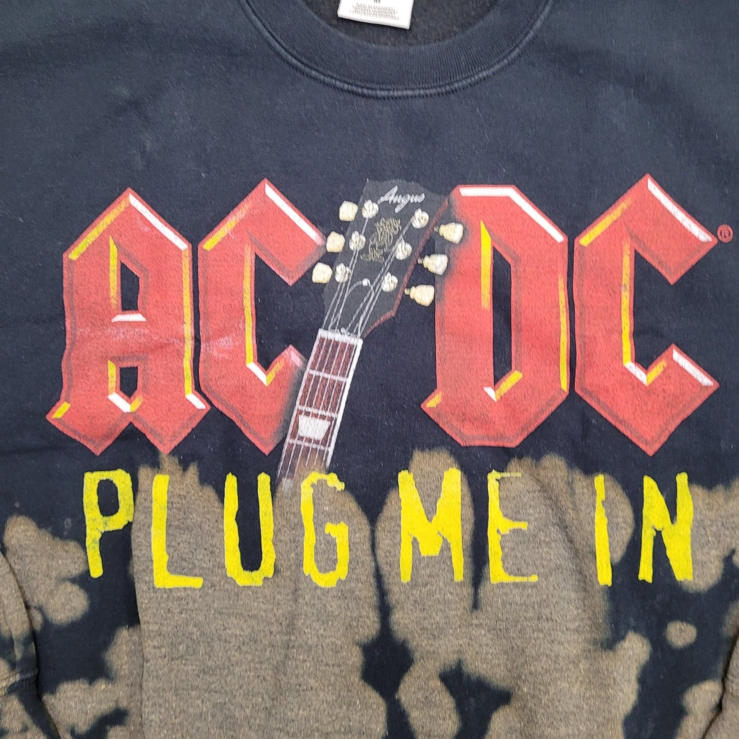 2016 ACDC Plug-Me-In Rock Band Sweatshirt M-Short 21x24 Black Upcycled Bleached