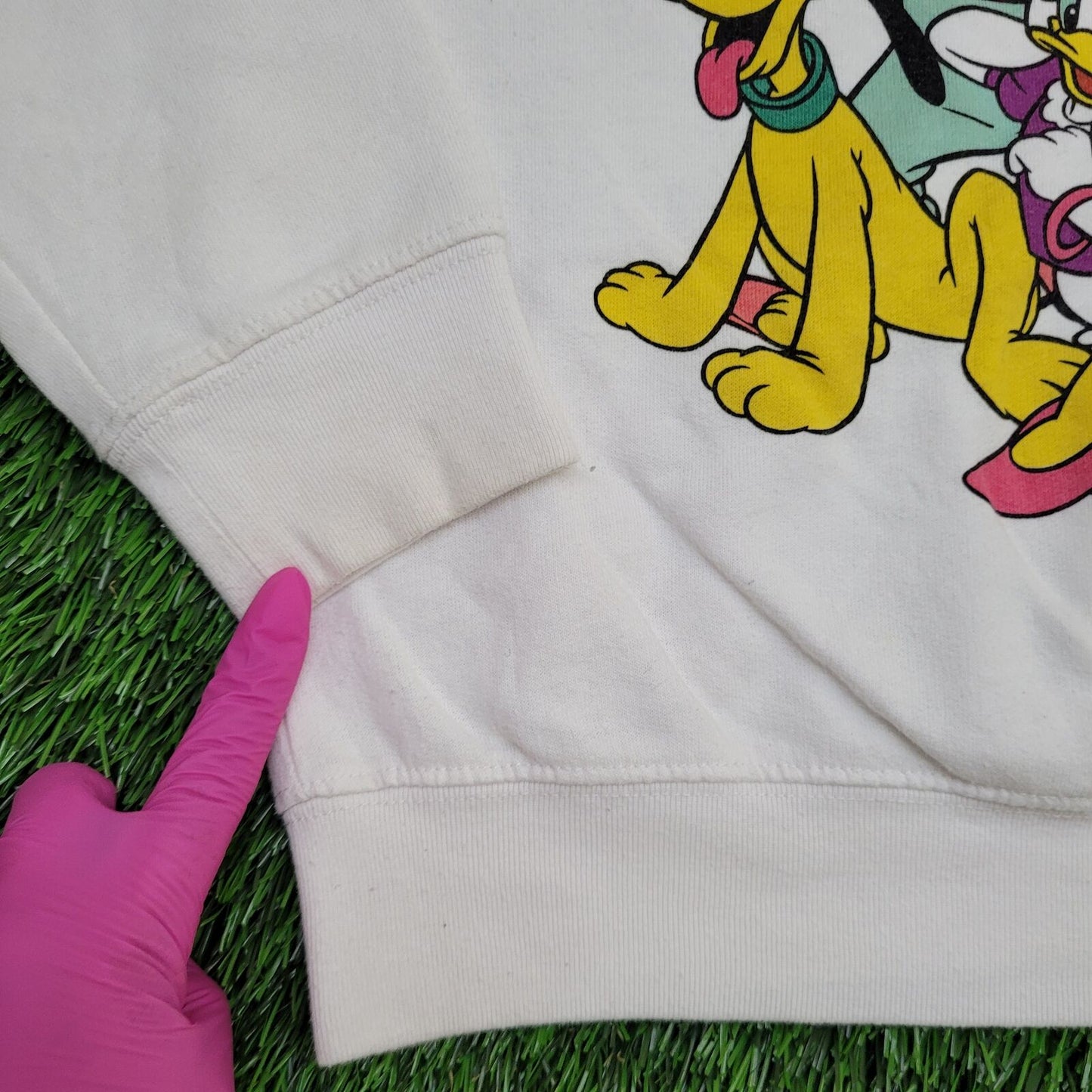 Disney Mickey Mouse Sweatshirt Women Medium 21x21 White Boxy