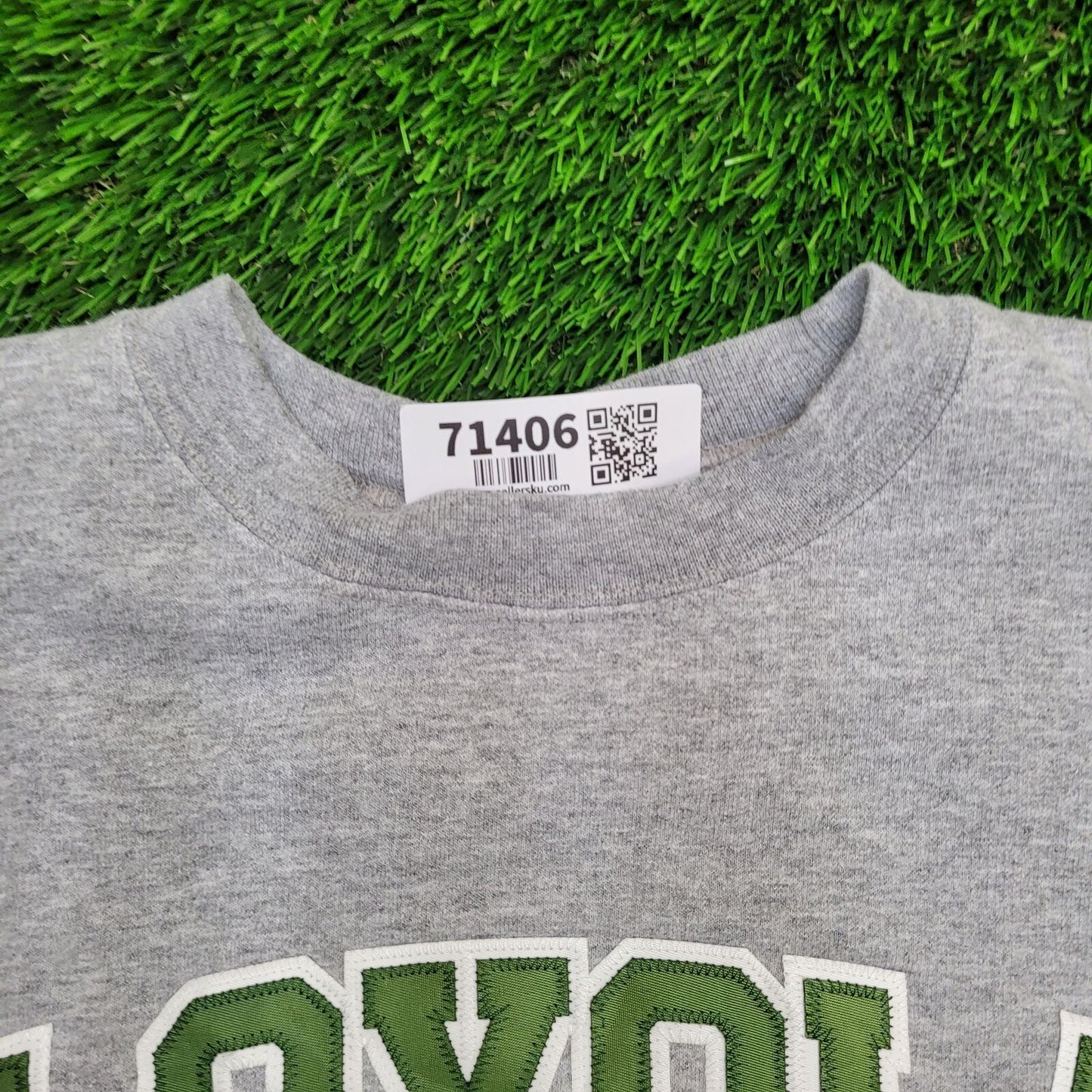 Champion Loyola Sweatshirt Medium 21x24 Gray