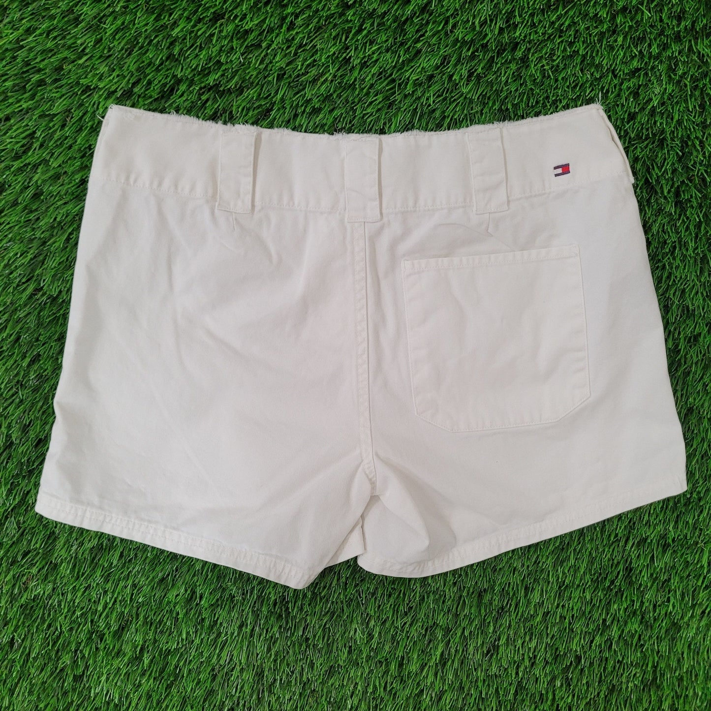 Vintage Tommy-Hilfiger Shorts Womens 8 32x5 Y2K