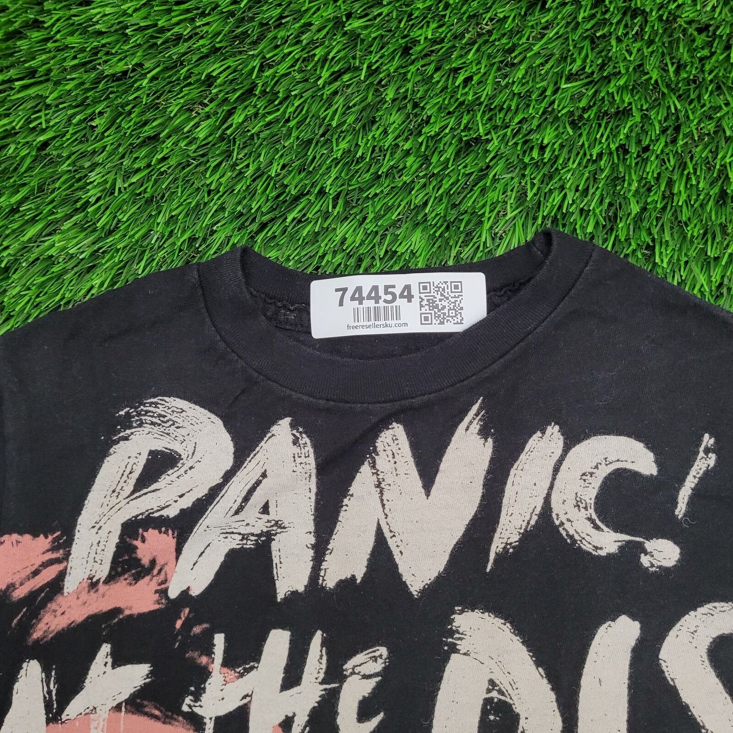 Brendon-Urie Shirt Womens XS 15x23 Black Panic-at-The-Disco