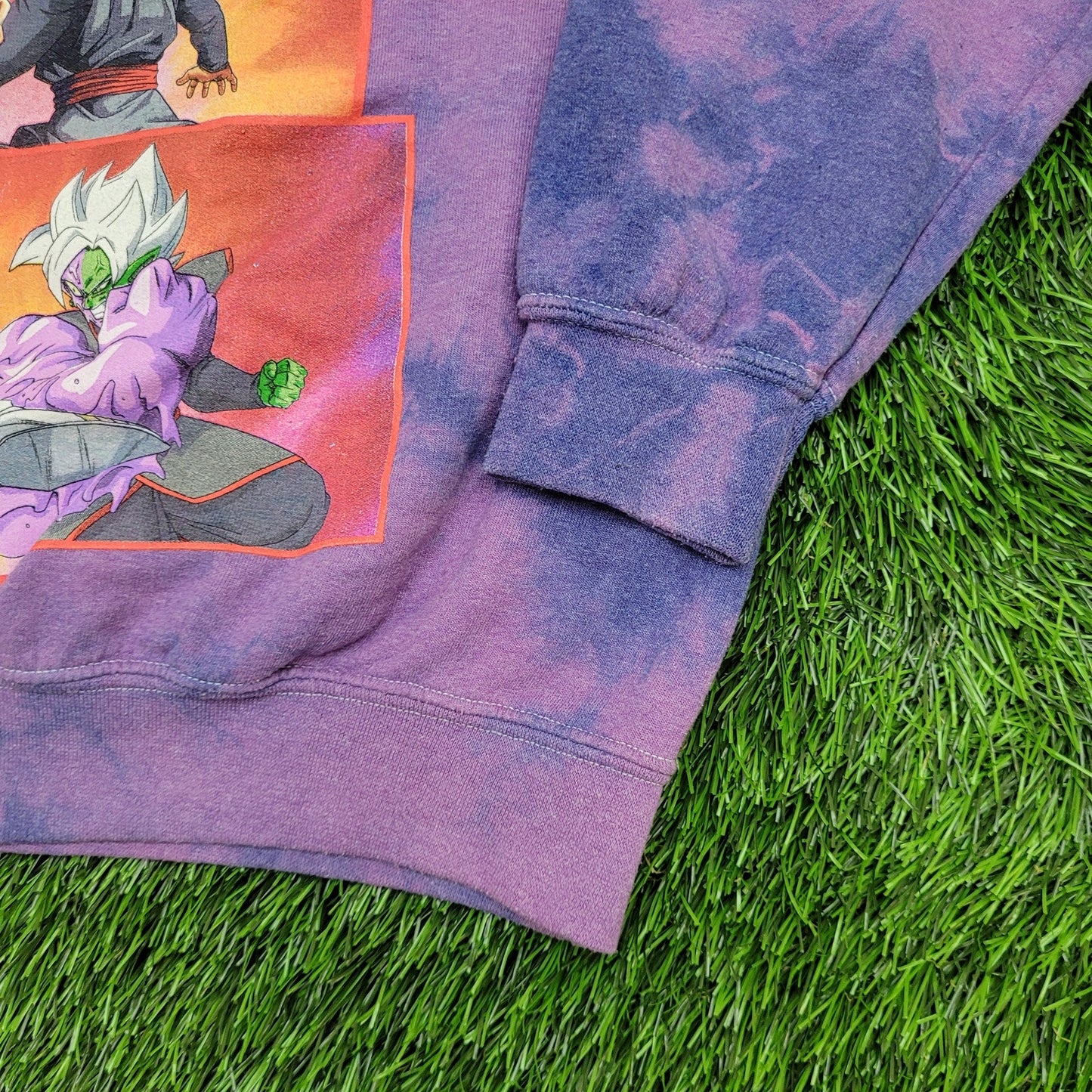 Dragon-Ball Z Baggy Sweatshirt Small 21x24 Bleached Purple