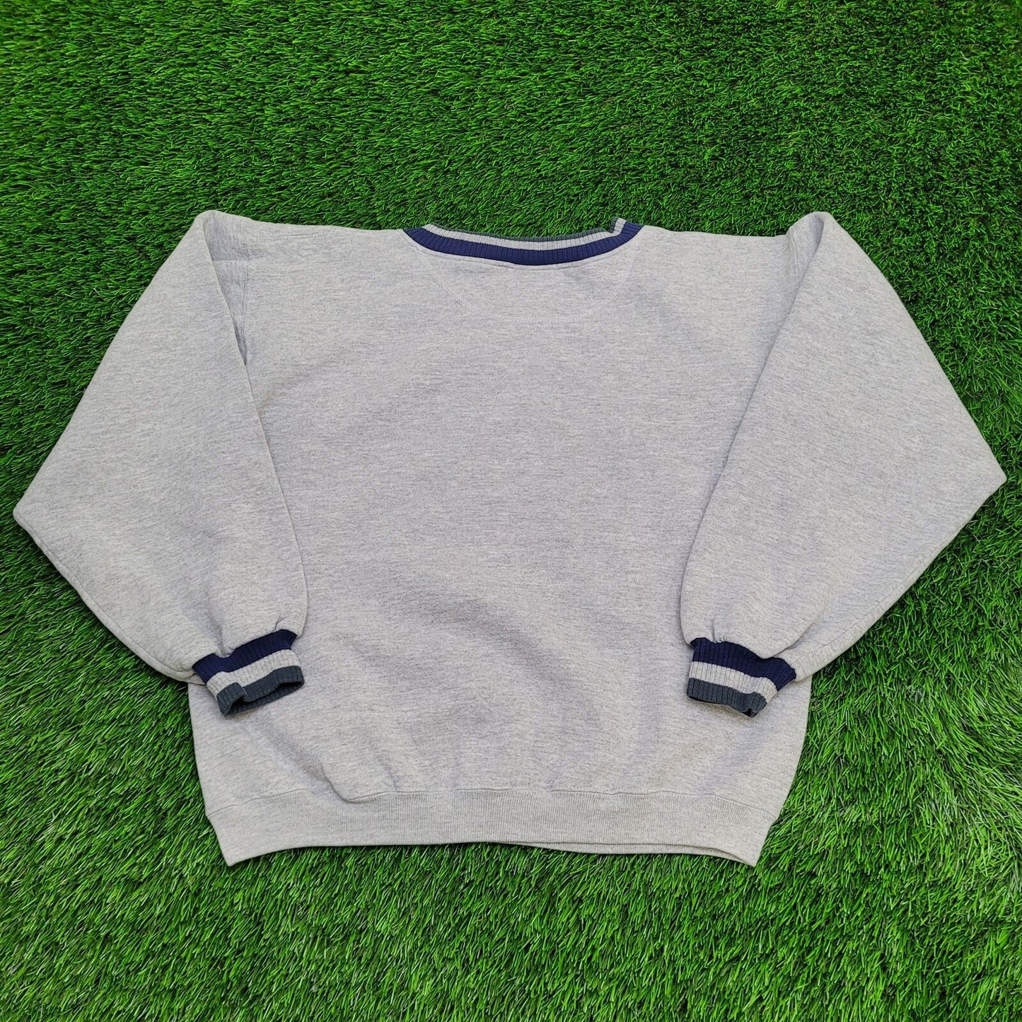 Vintage Russell-Athletic Sweatshirt Womens Large 22x21 Boxy