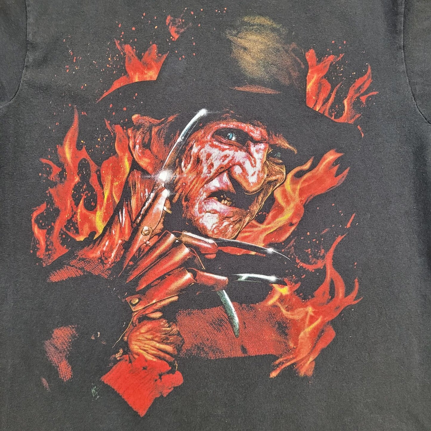 Freddy-Krueger Horror Shirt Small 17x24 Black