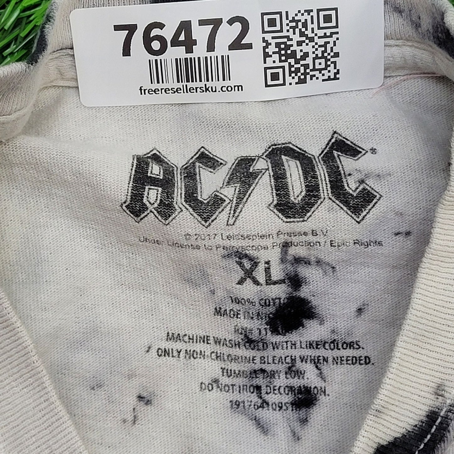 ACDC Shirt Womens XL 23x26 Back-In-Black