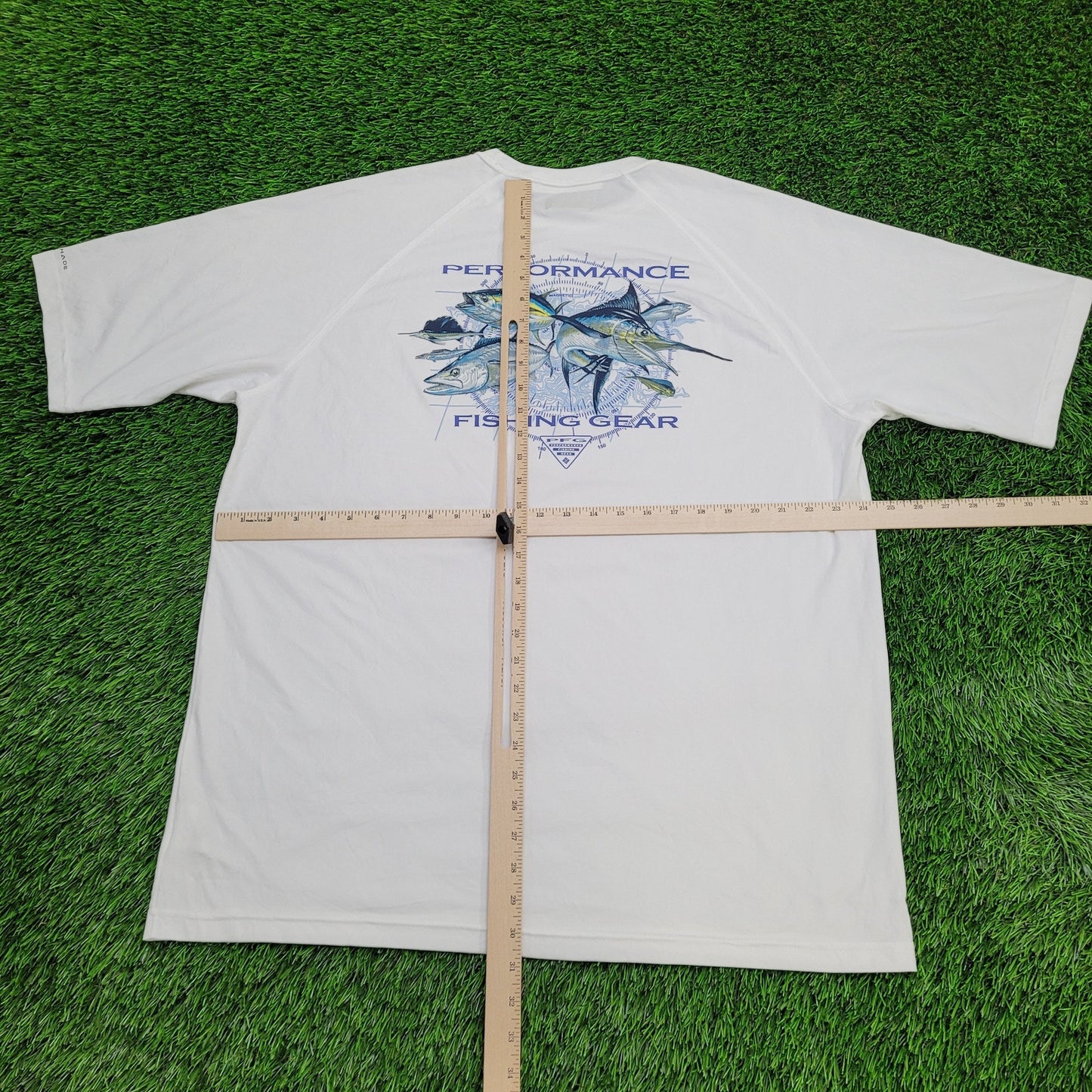 Columbia Fishing Fish Shirt XL 24x31 White PFG