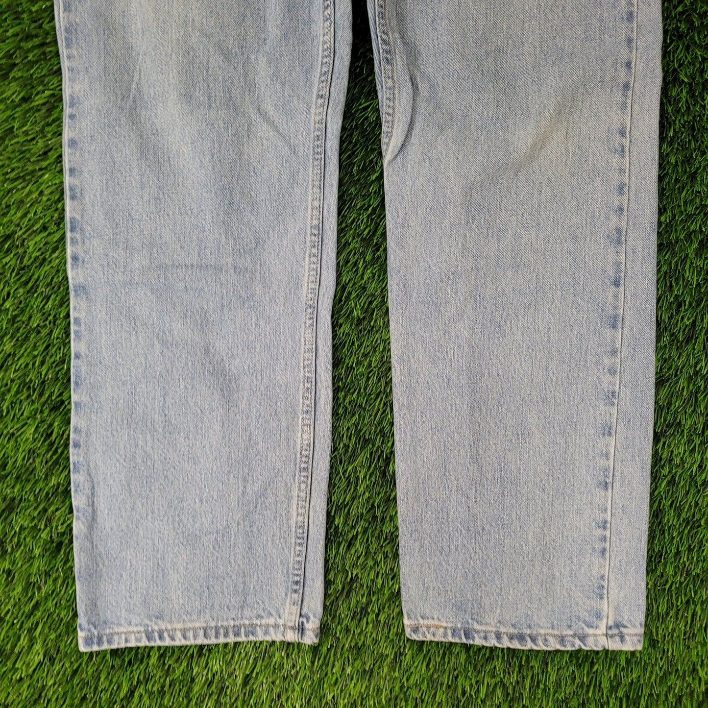 Vintage Y2K LEVIS 505 Jeans 34x30 Faded Medium-Wash