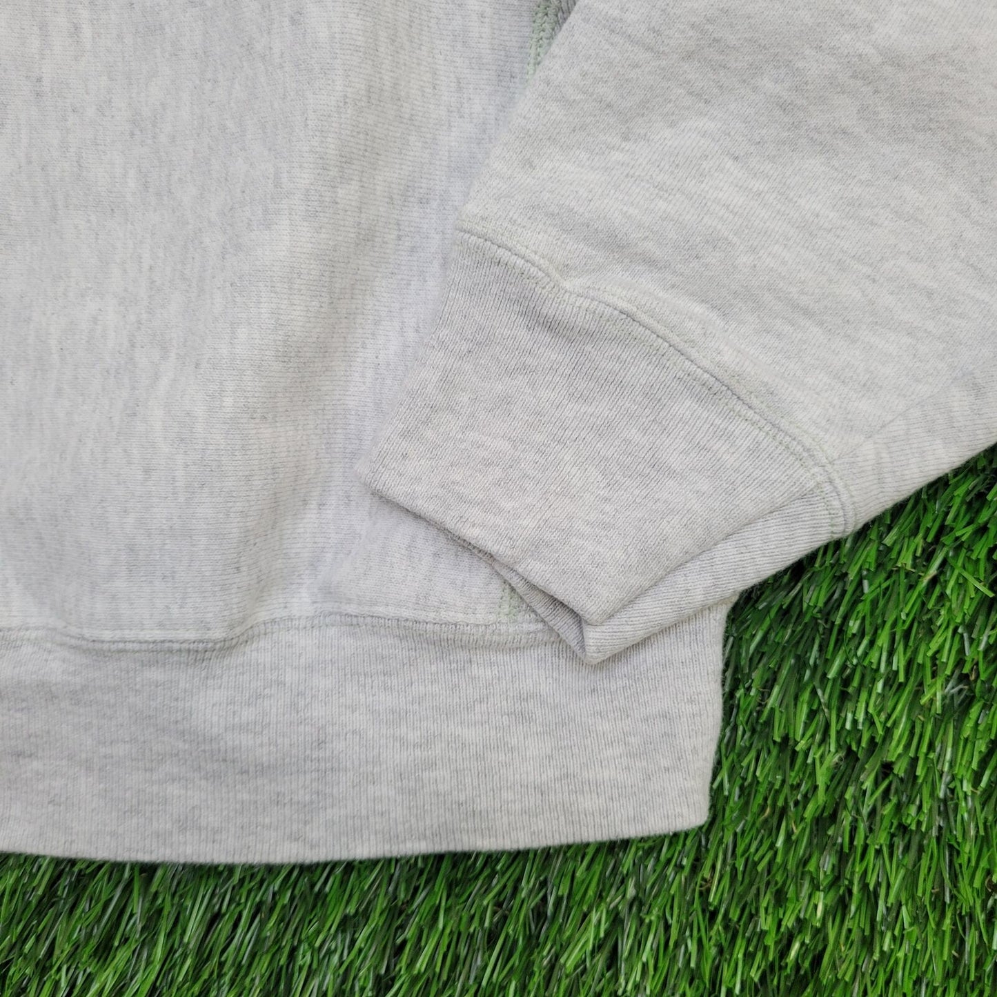 Champion Cropped Sweatshirt Medium 23x21 Gray