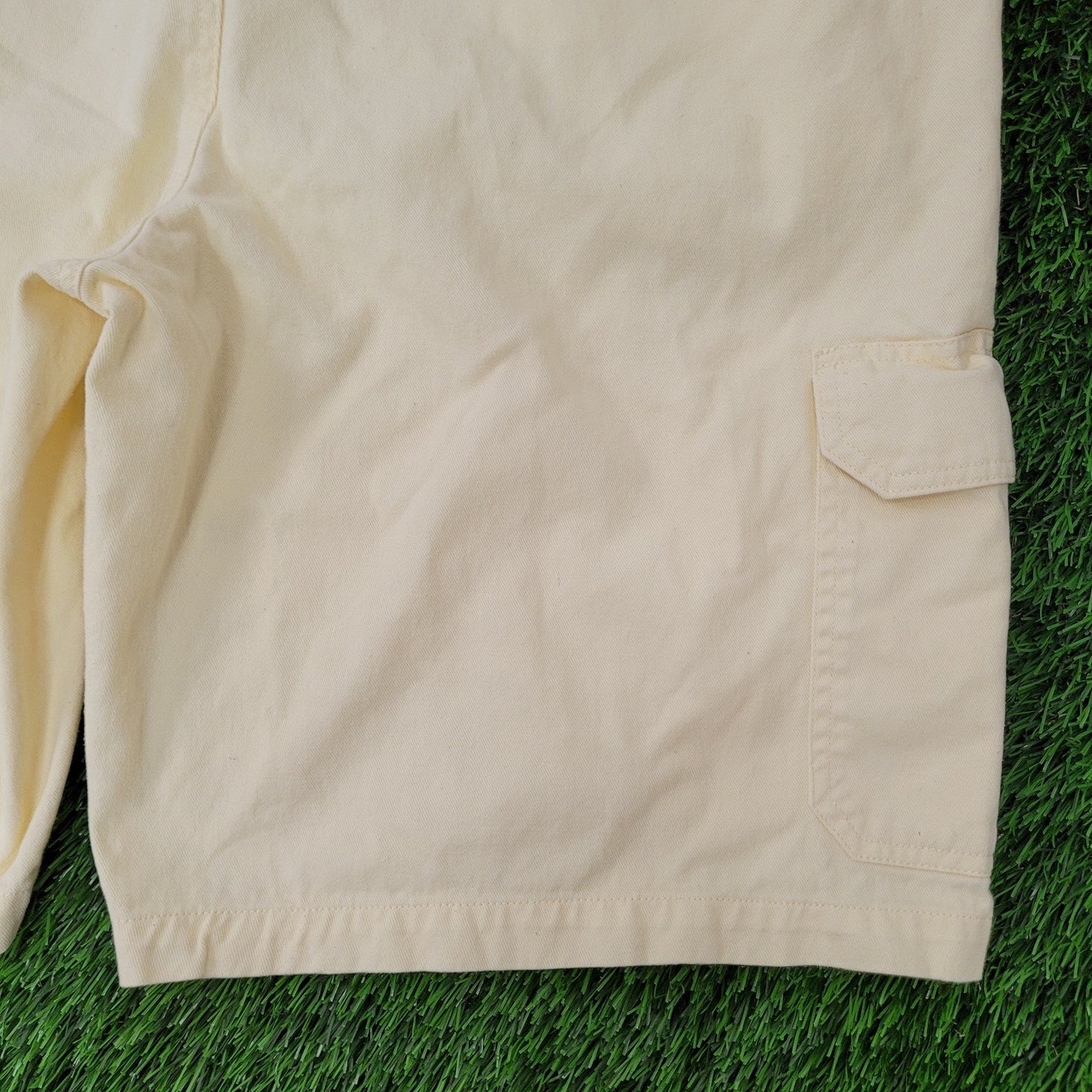 Chaps Ralph Lauren Cargo Shorts 38x10 Yellow