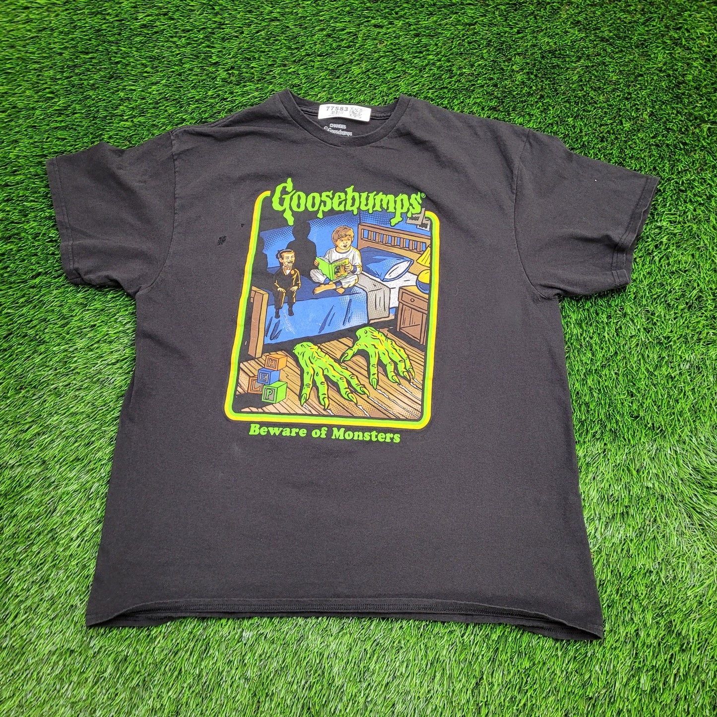 Goosebumps Shirt Large 22x27 Beware-of-Monsters