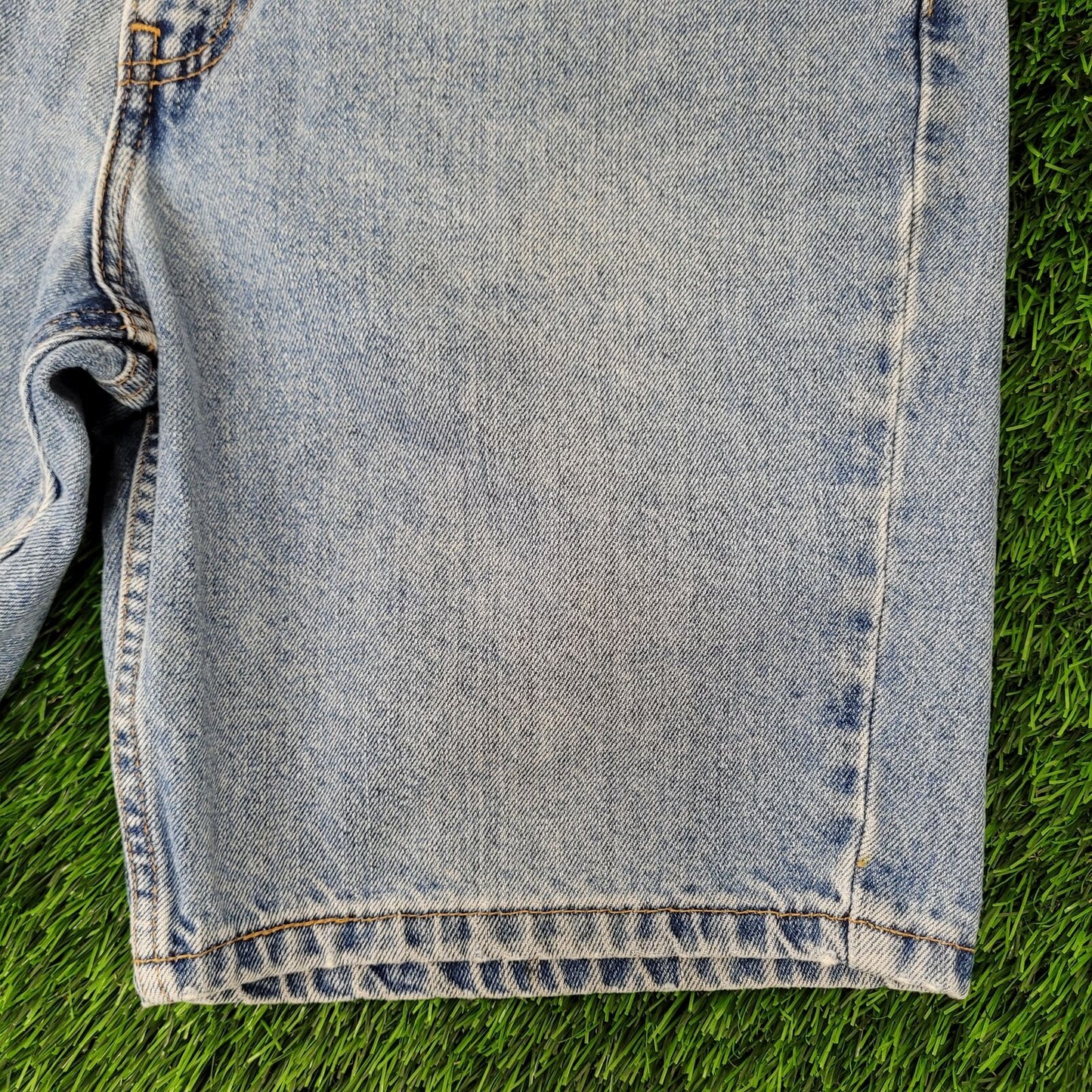 Vintage Y2K LEVIS Jeans Shorts 32x9 (34) Blue