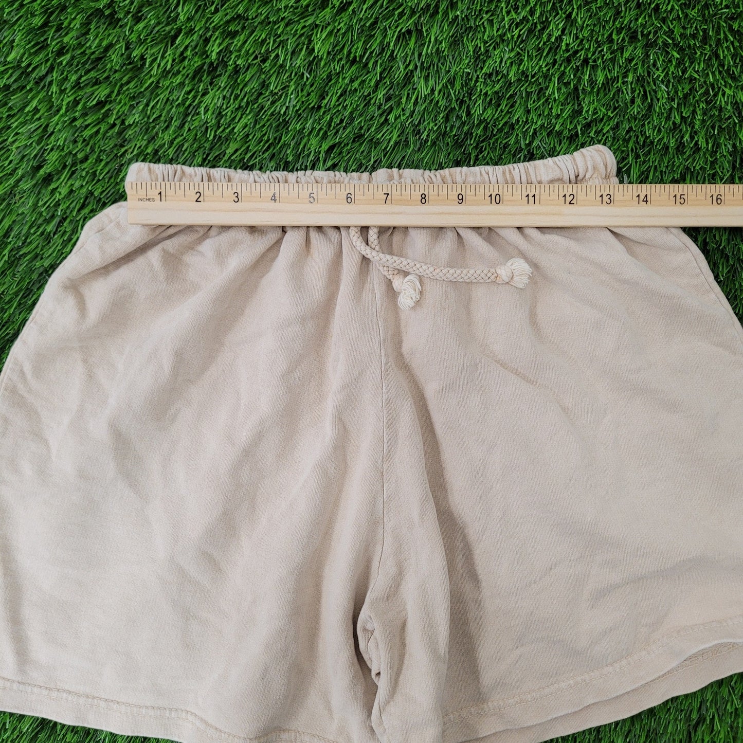 Vintage No-Limits Gym Shorts Womens XS 26x5 Beige