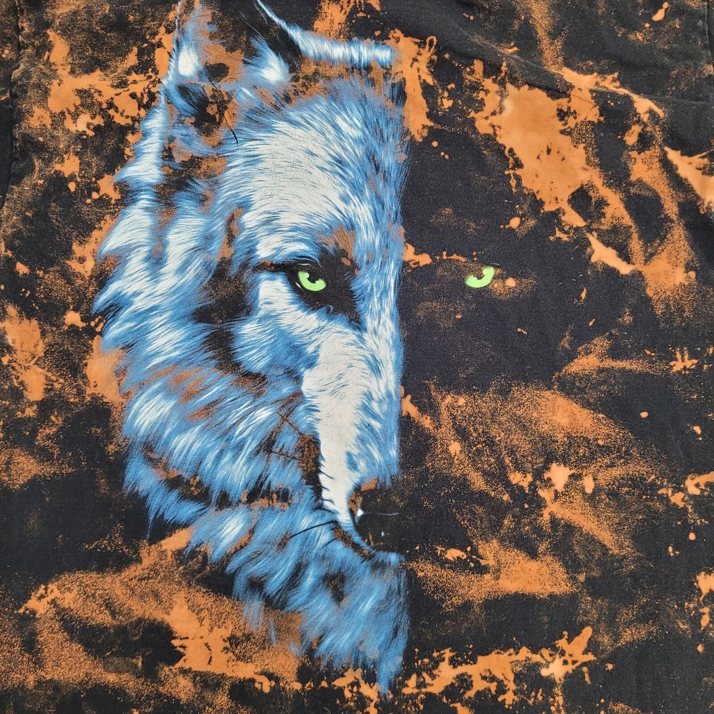 Vintage Two-Faced Wolf Art Shirt Medium 19x27 Bleached