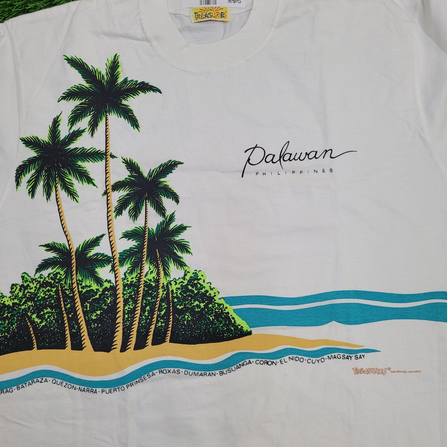 Vintage Palawan Beach Shirt Large 23x29 White