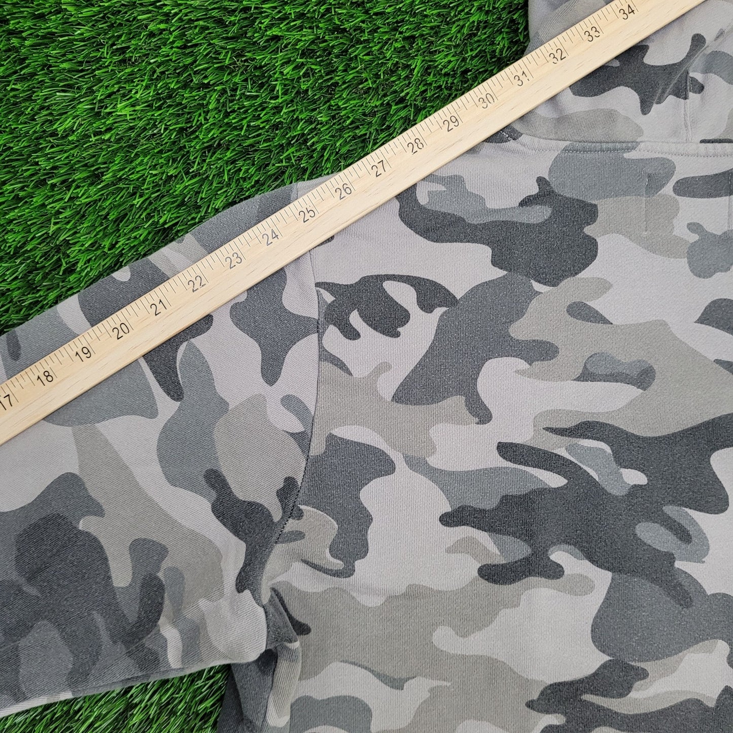 Champion Camo Hoodie Large 22x26 Woodland C-Logo