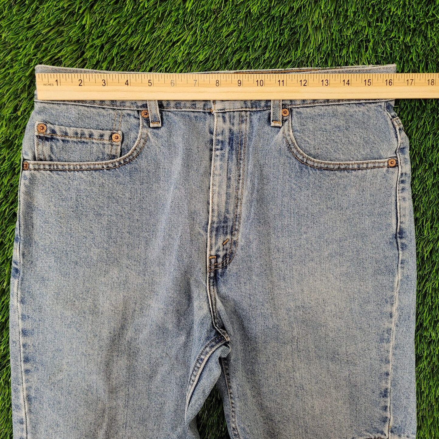 Vintage Y2K LEVIS Jeans Shorts 32x9 (34) Blue