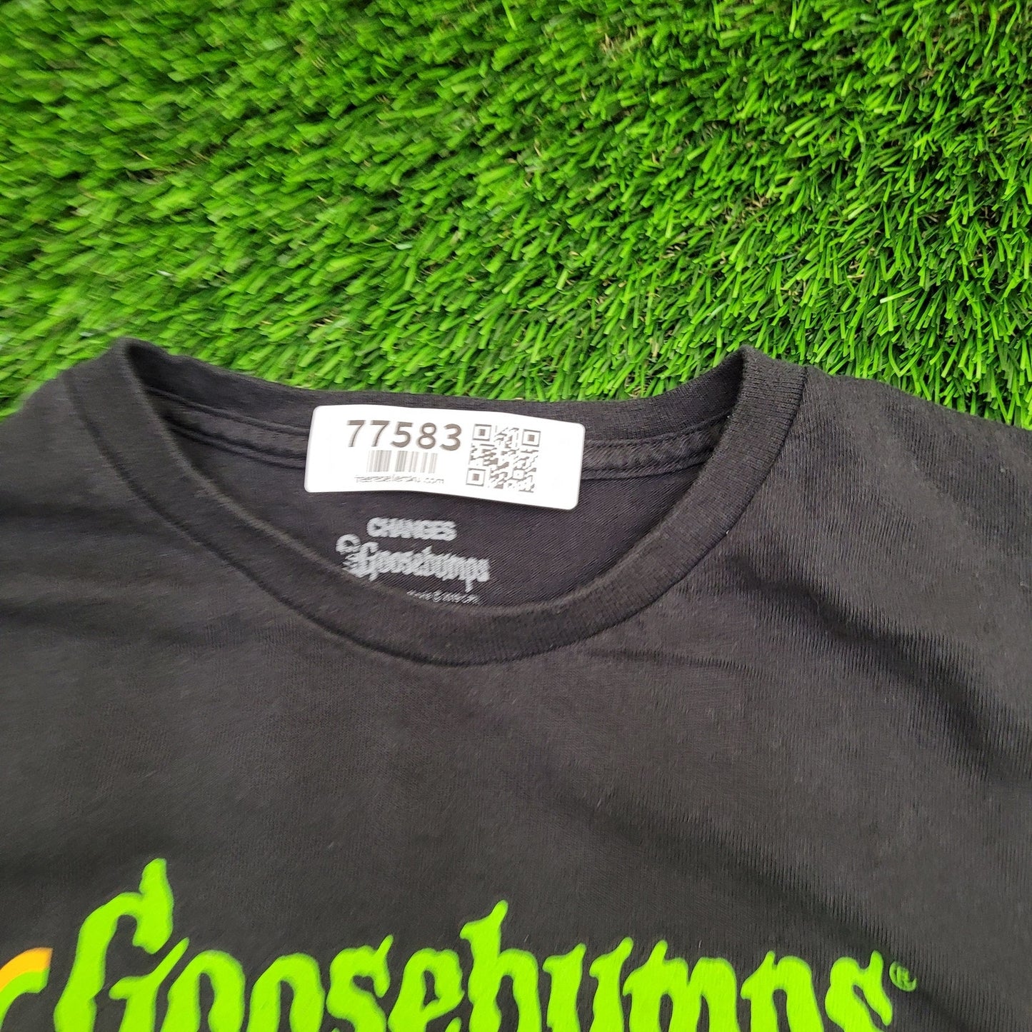 Goosebumps Shirt Large 22x27 Beware-of-Monsters