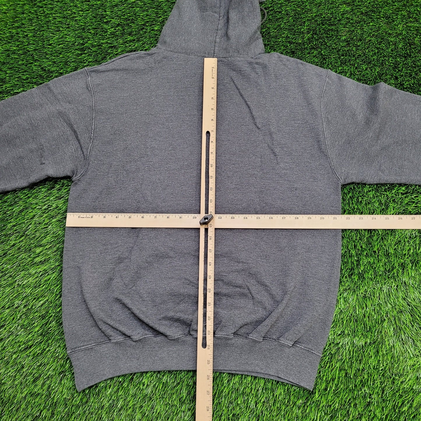 Brooklyn New-York Hoodie Large 22x25 Gray