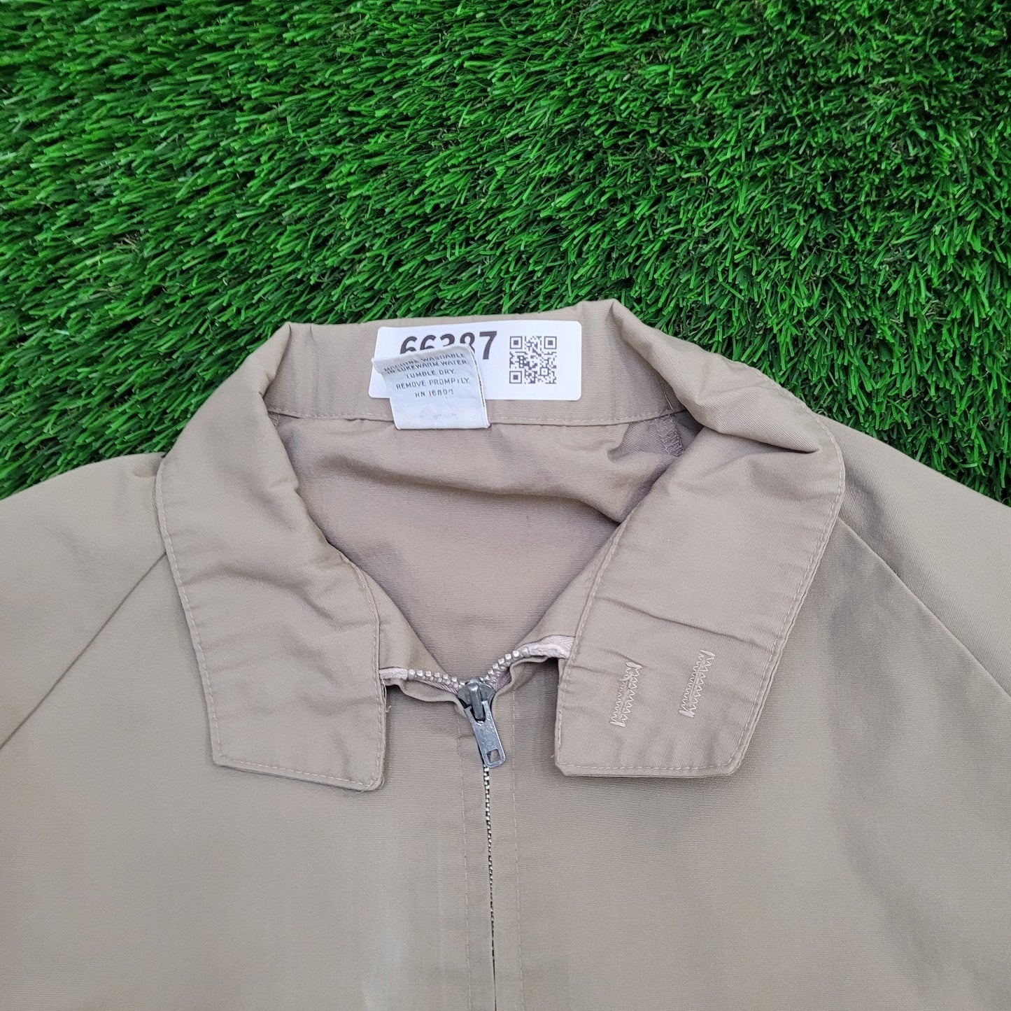 Vintage Sportsmaster Jacket Large 24x25 Beige