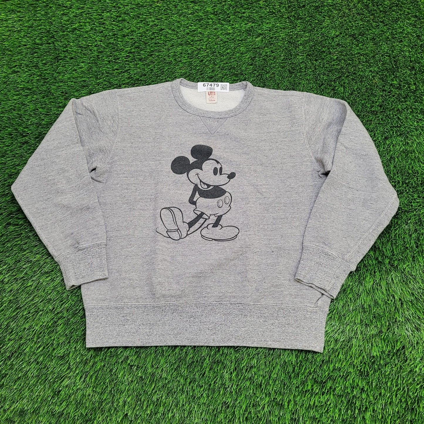 Vintage Uniqlo Disney Mickey Sweatshirt Womens Medium 21x23