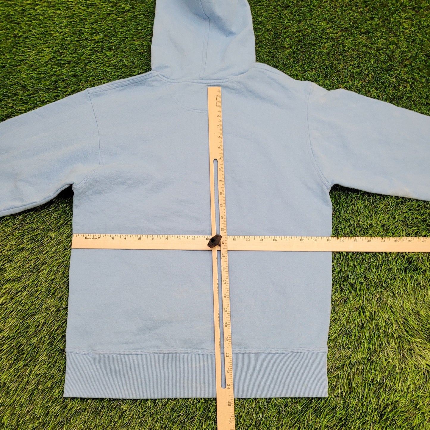 Champion Bee Hoodie Small 19x25 Blue Embroidery