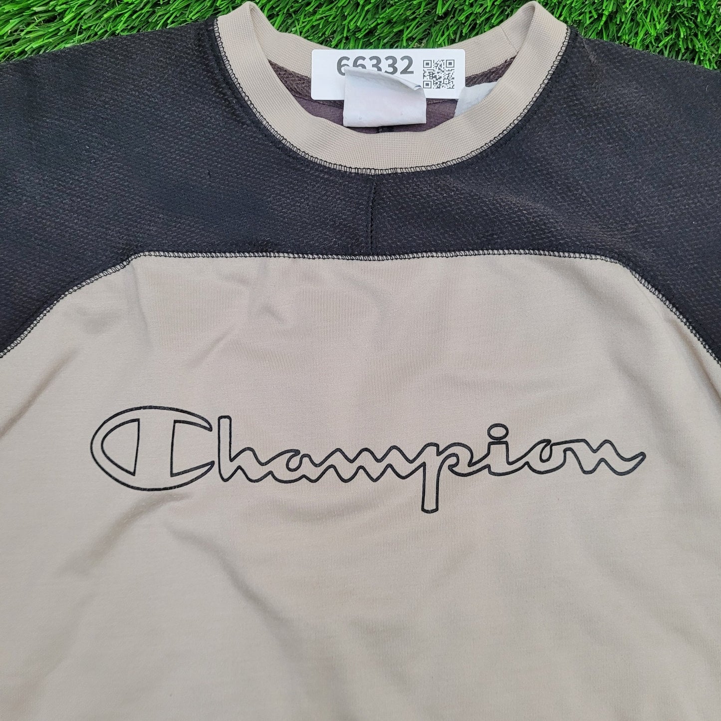 Champion Sweatshirt Womens Medium 21x25 Lightweight