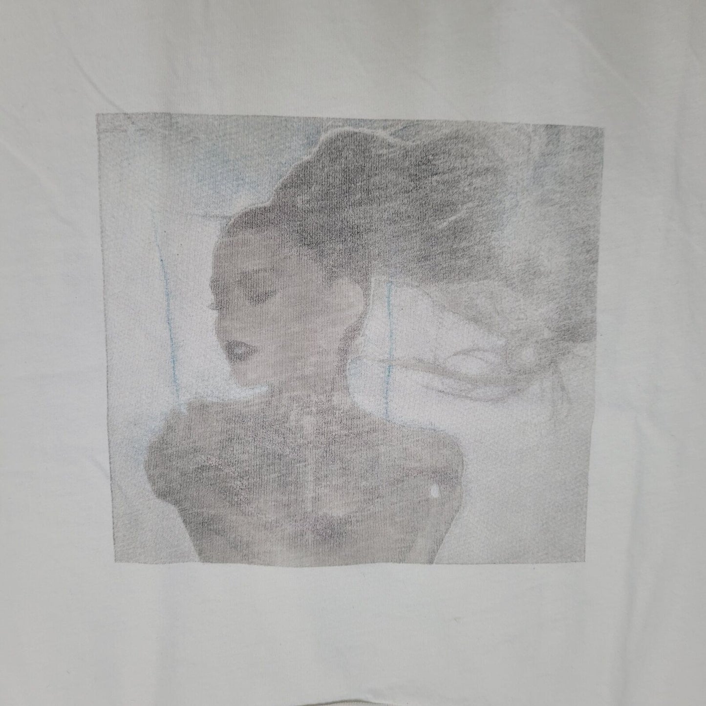 Ariana-Grande Shirt Womens Medium 22x22 White