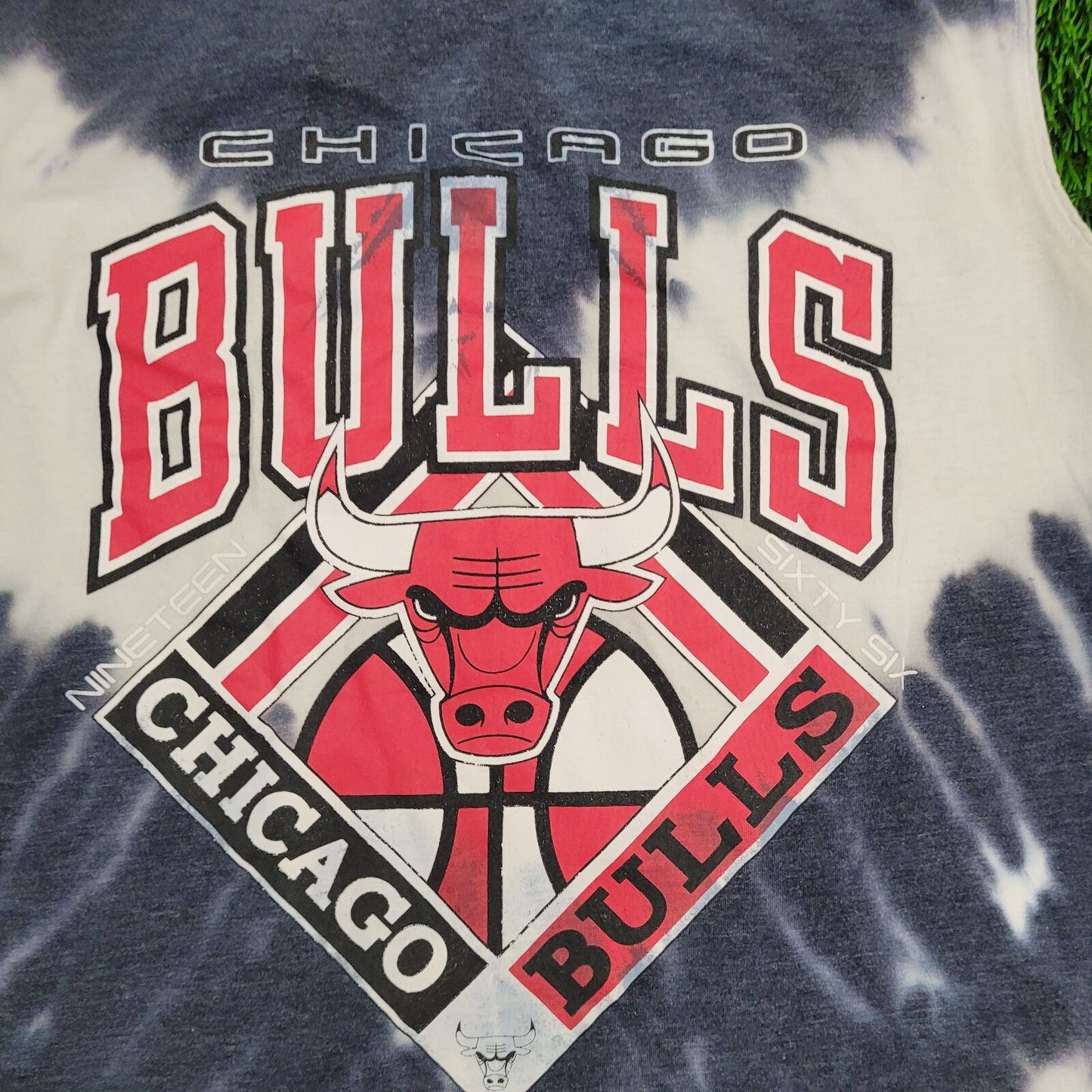 Chicago-Bulls Cutoff Shirt Small 18x25 Tie-Dye