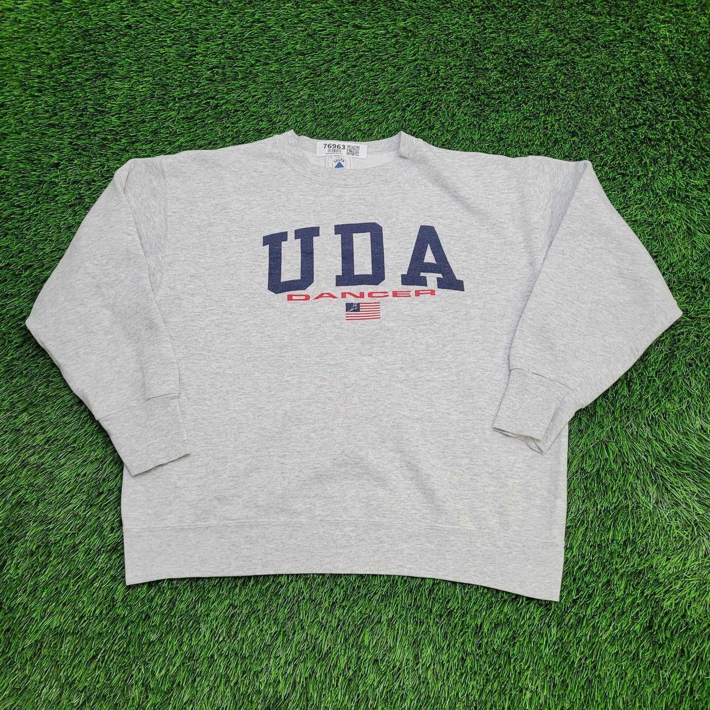 Vintage UDA Dancer Sweatshirt Womens Large 23x23 Boxy Gray