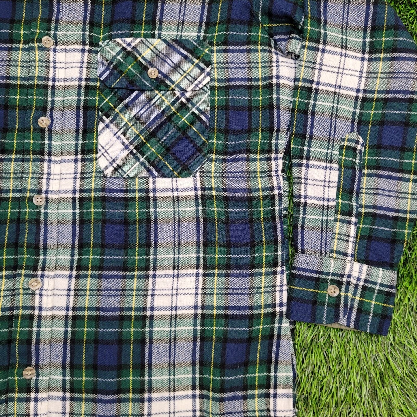 Classic Flannel Shirt Medium 22x29 Green