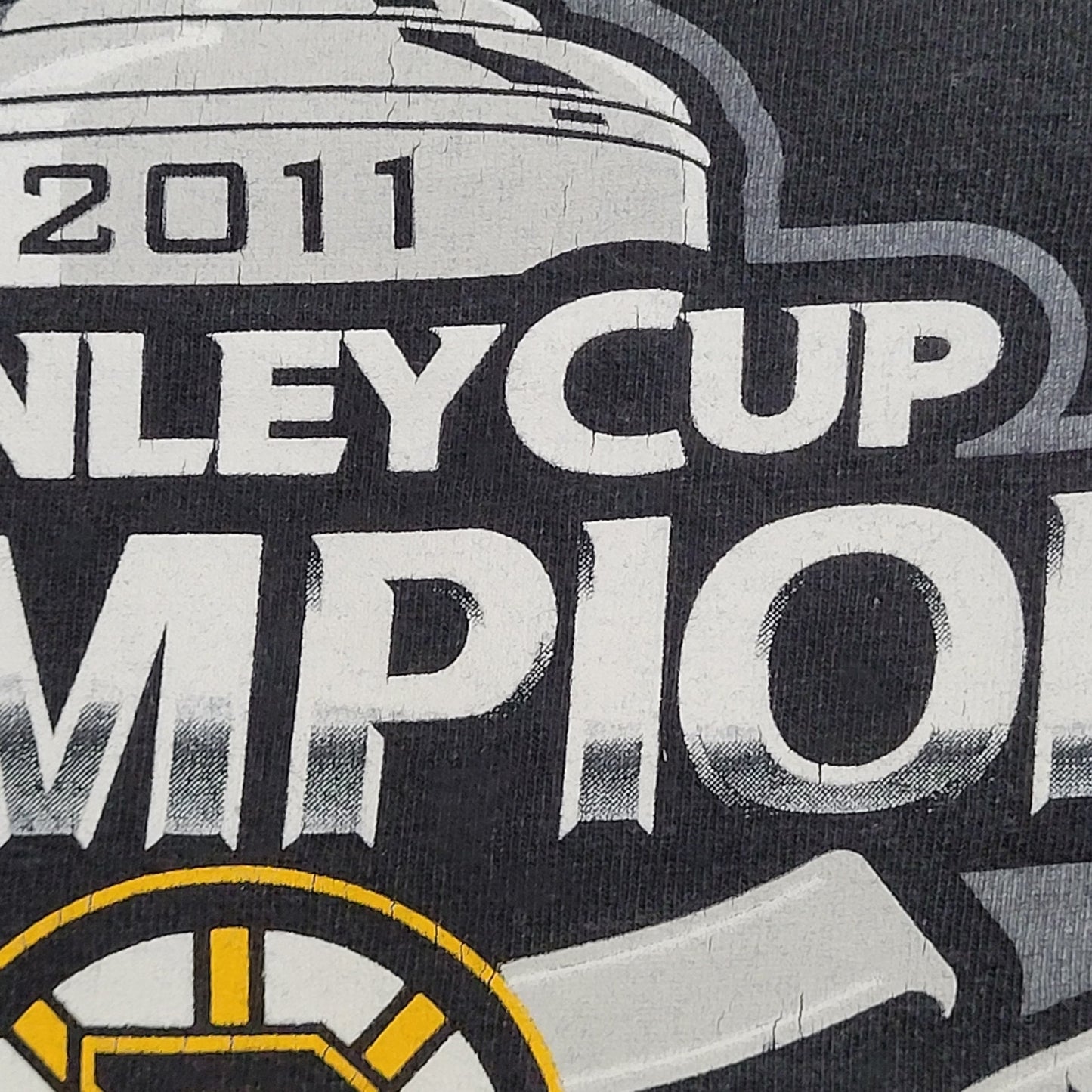 Boston-Bruins Shirt Womens Medium 19x24 Stanley-Cup