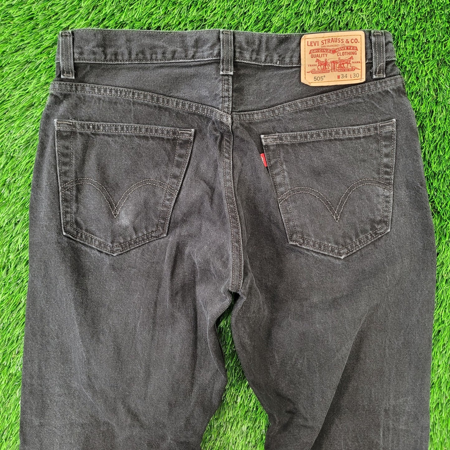 Vintage Y2K LEVIS 505 Jeans 34x30 Black