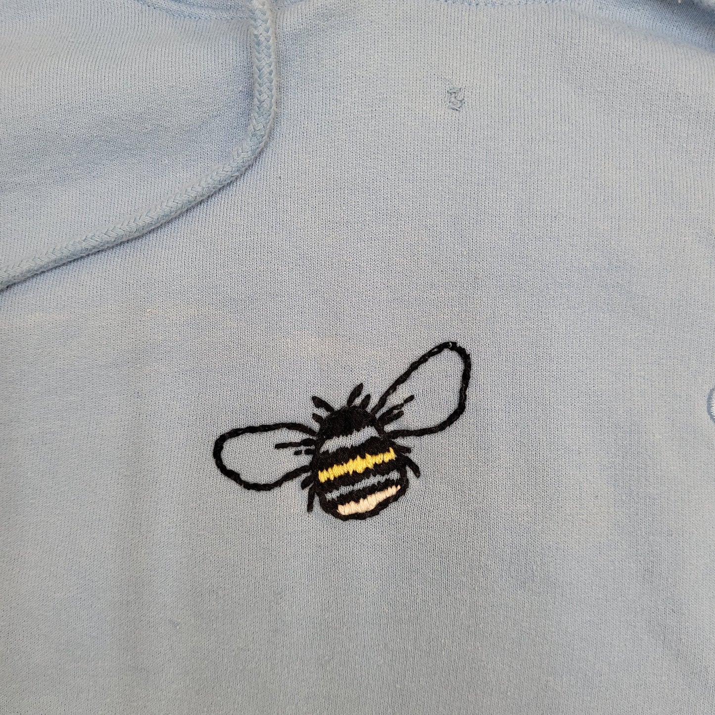 Champion Bee Hoodie Small 19x25 Blue Embroidery