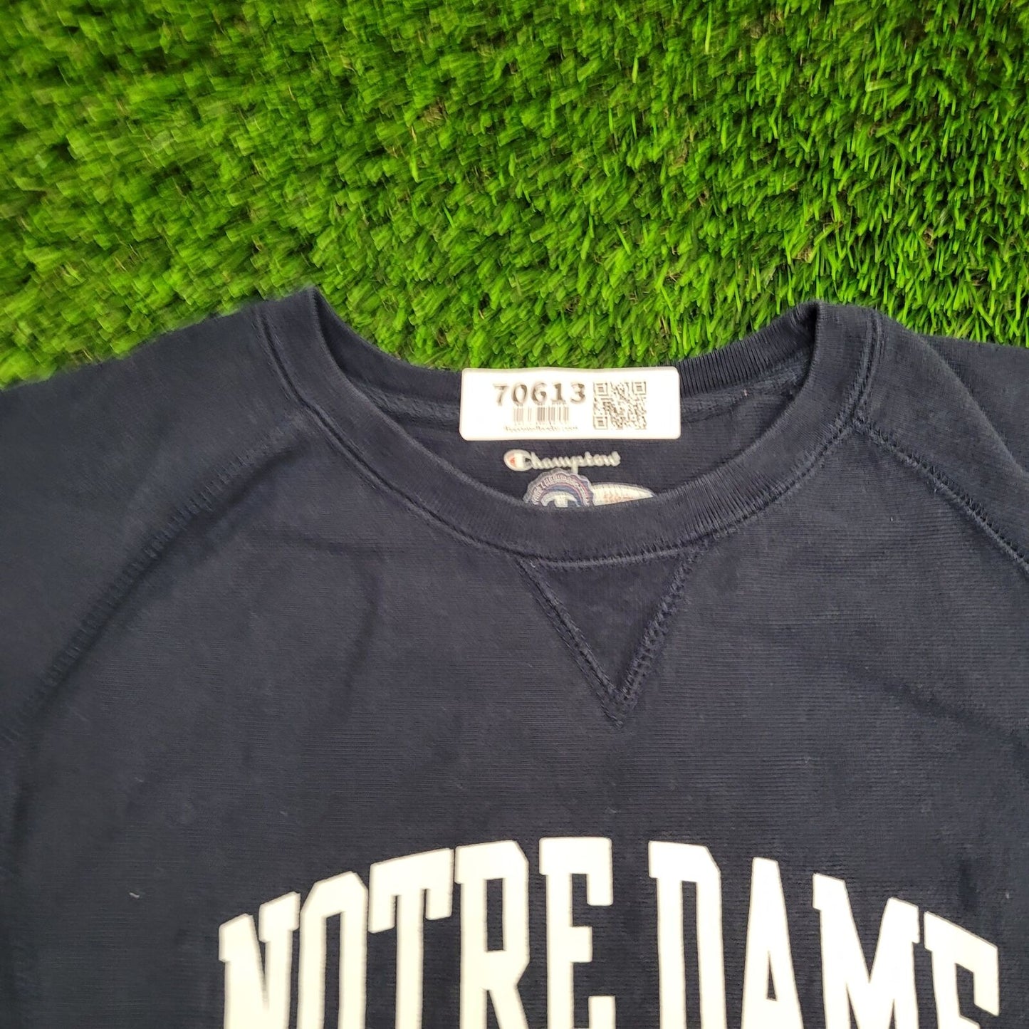 Champion Notre-Dame Sweatshirt Womens Medium 18x22 Navy-Blue