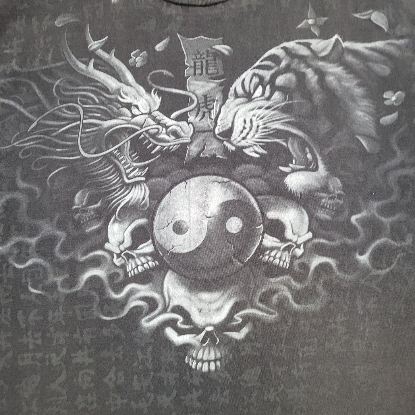 Vintage Y2K Yin-Yang Shirt 2XL 25x27 Faded-Black