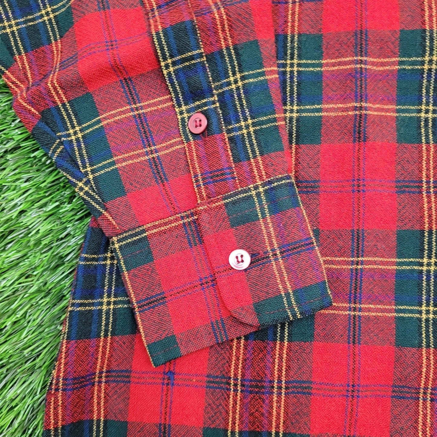 Adams-Row Country Wool Plaid Button Shirt Medium 21x28 Baggy