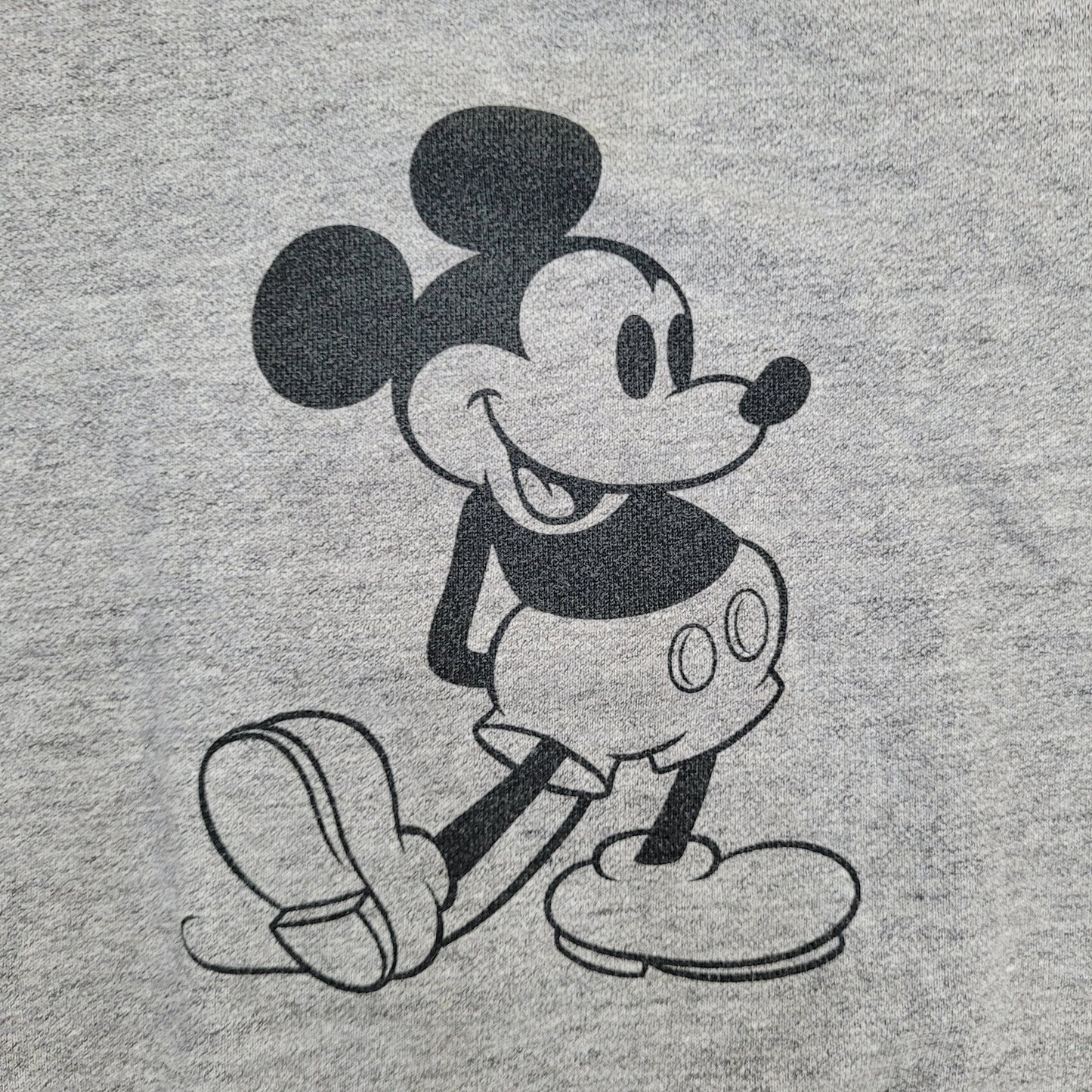 Vintage Uniqlo Disney Mickey Sweatshirt Womens Medium 21x23