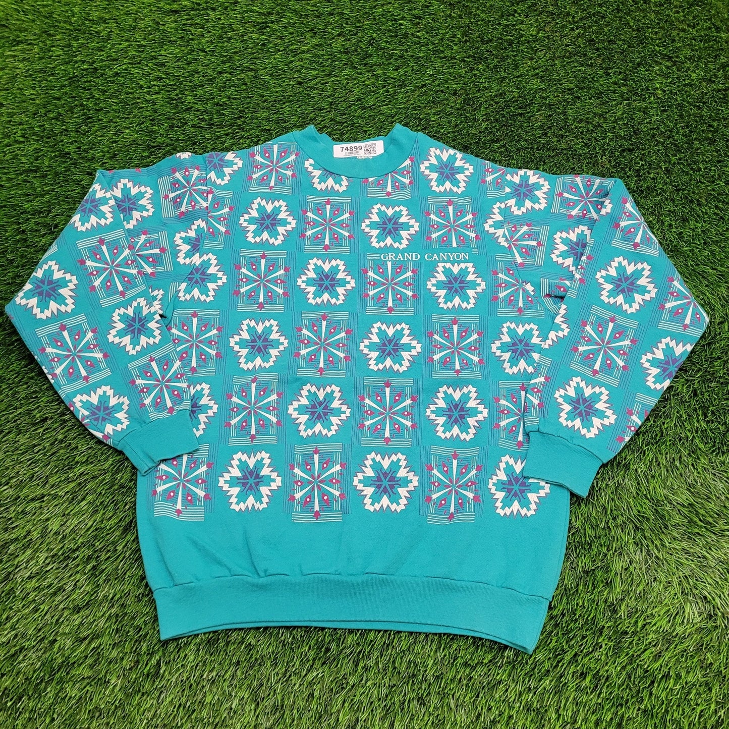 Vintage Snowflakes AOP Sweatshirt Womens XL 22x26 Blue