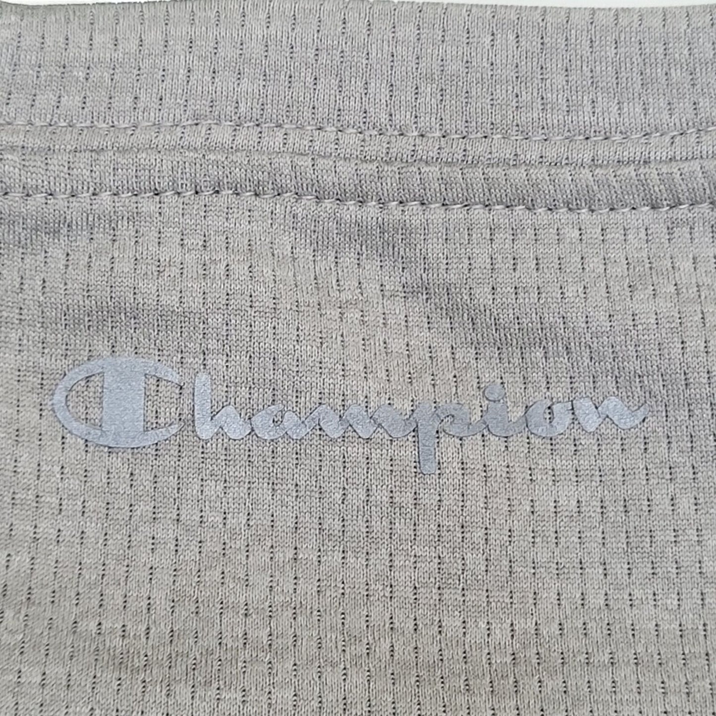 Champion Shirt 2XL 26x27 Gray Script-Spellout