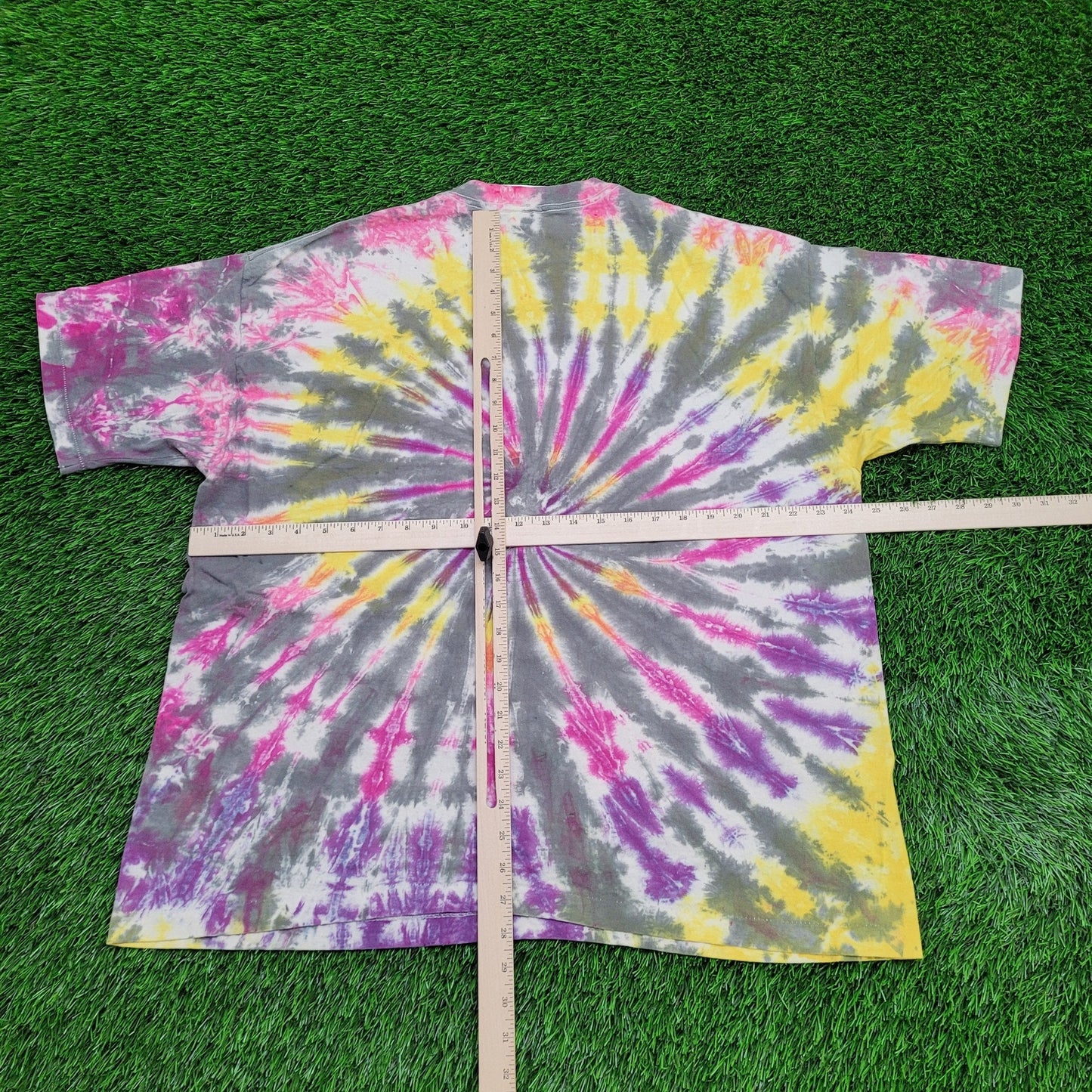 Vintage Softee Shirt Womens 2XL 25x28 Spiral Tie-Dye USA