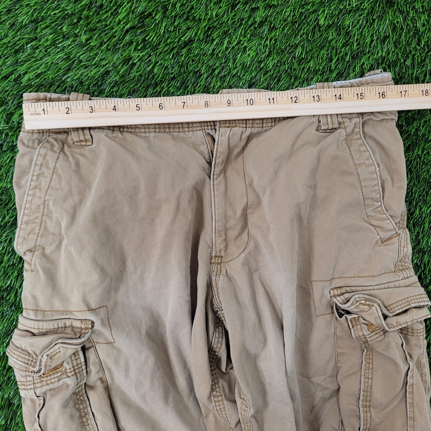 Aeropostale Cargo Shorts 32x11 Khaki Brown