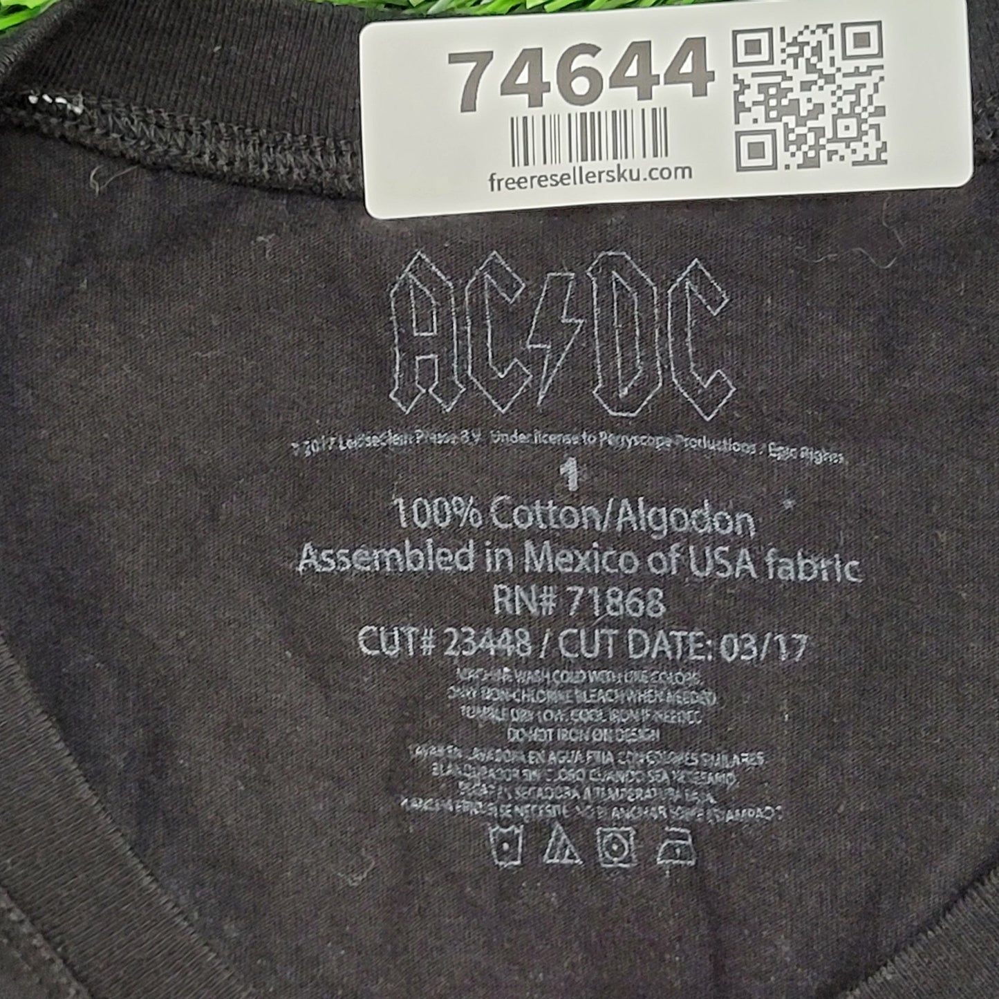 ACDC Shirt Womens XL 21x27 Back-In-Black