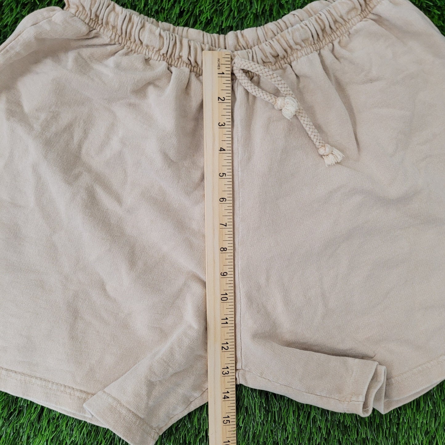 Vintage No-Limits Gym Shorts Womens XS 26x5 Beige