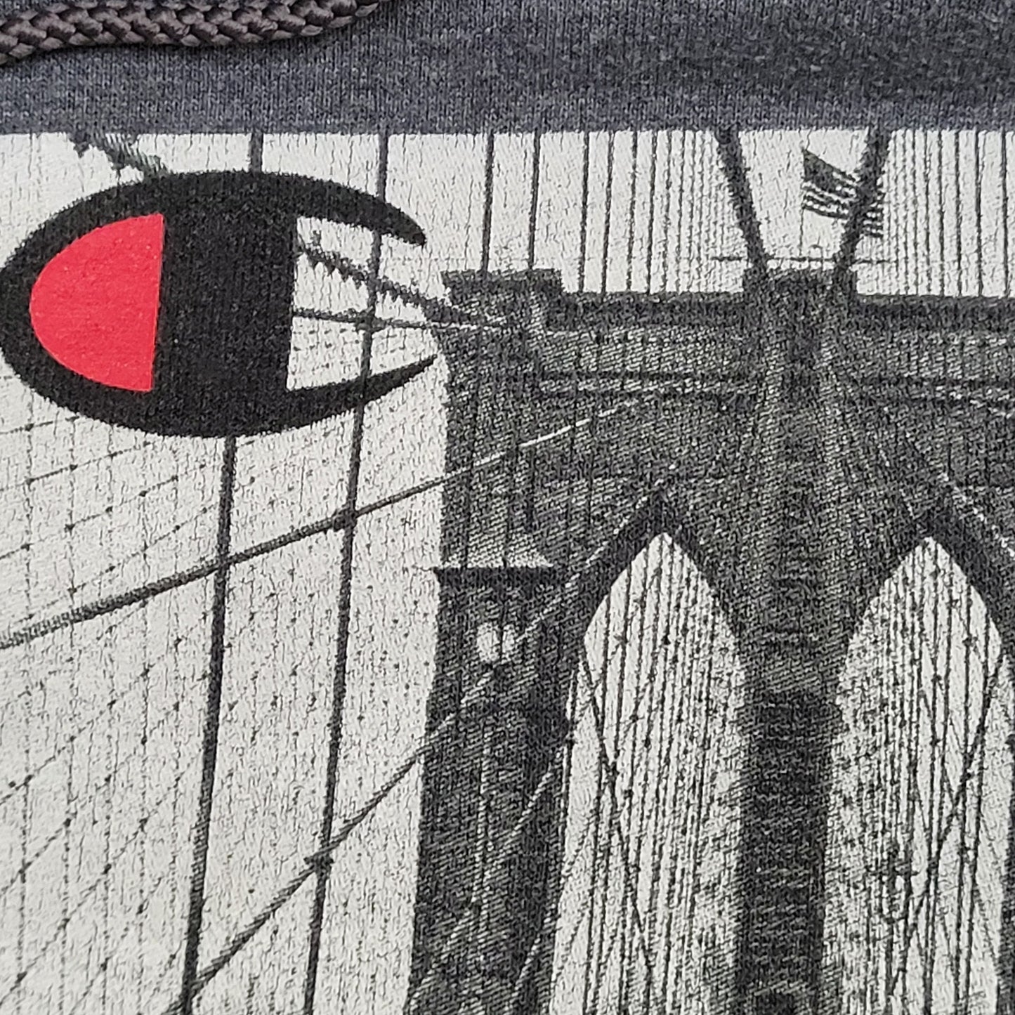 Brooklyn New-York Hoodie Large 22x25 Gray