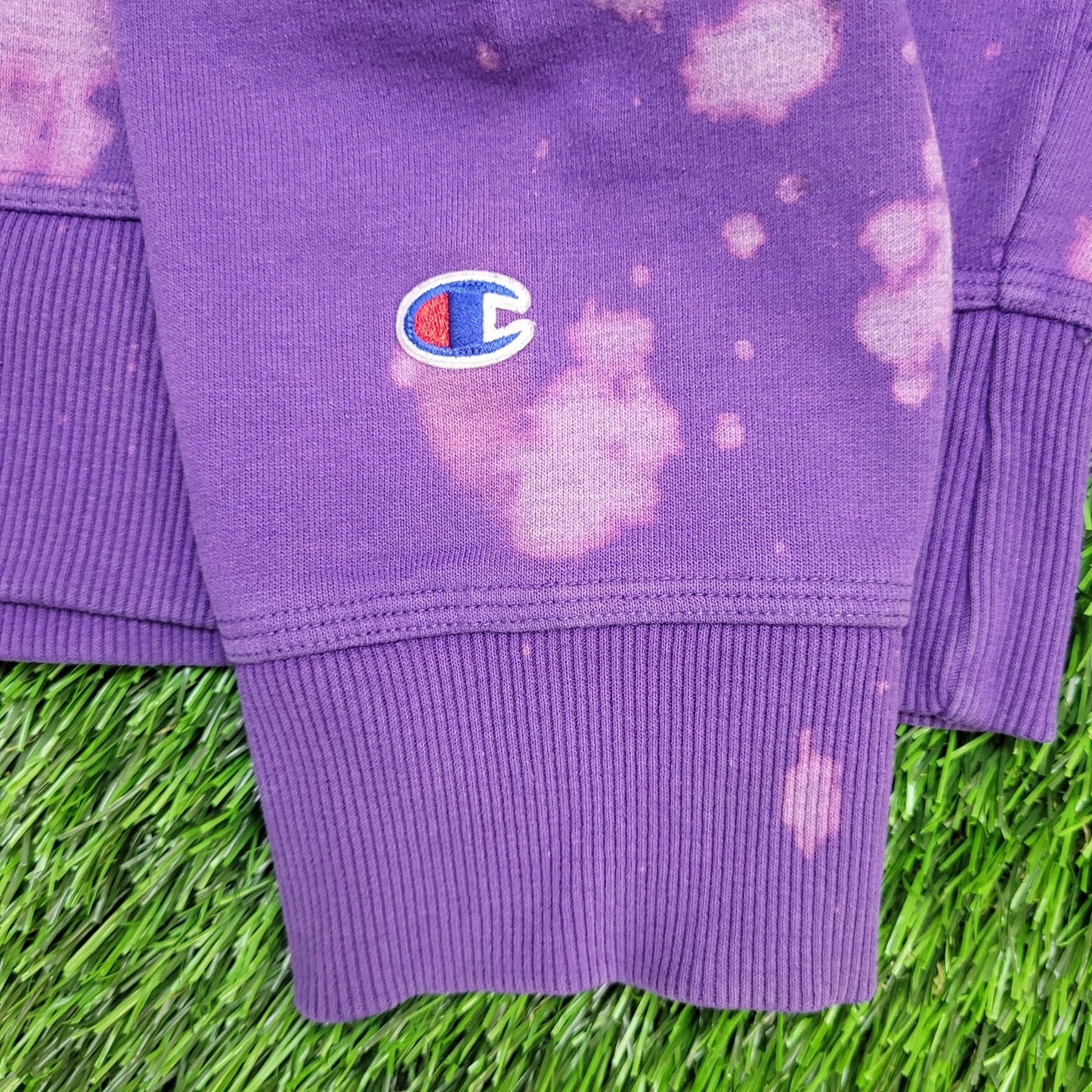 Champion C-Logo Sweatshirt XL 25x27 Bleached Purple