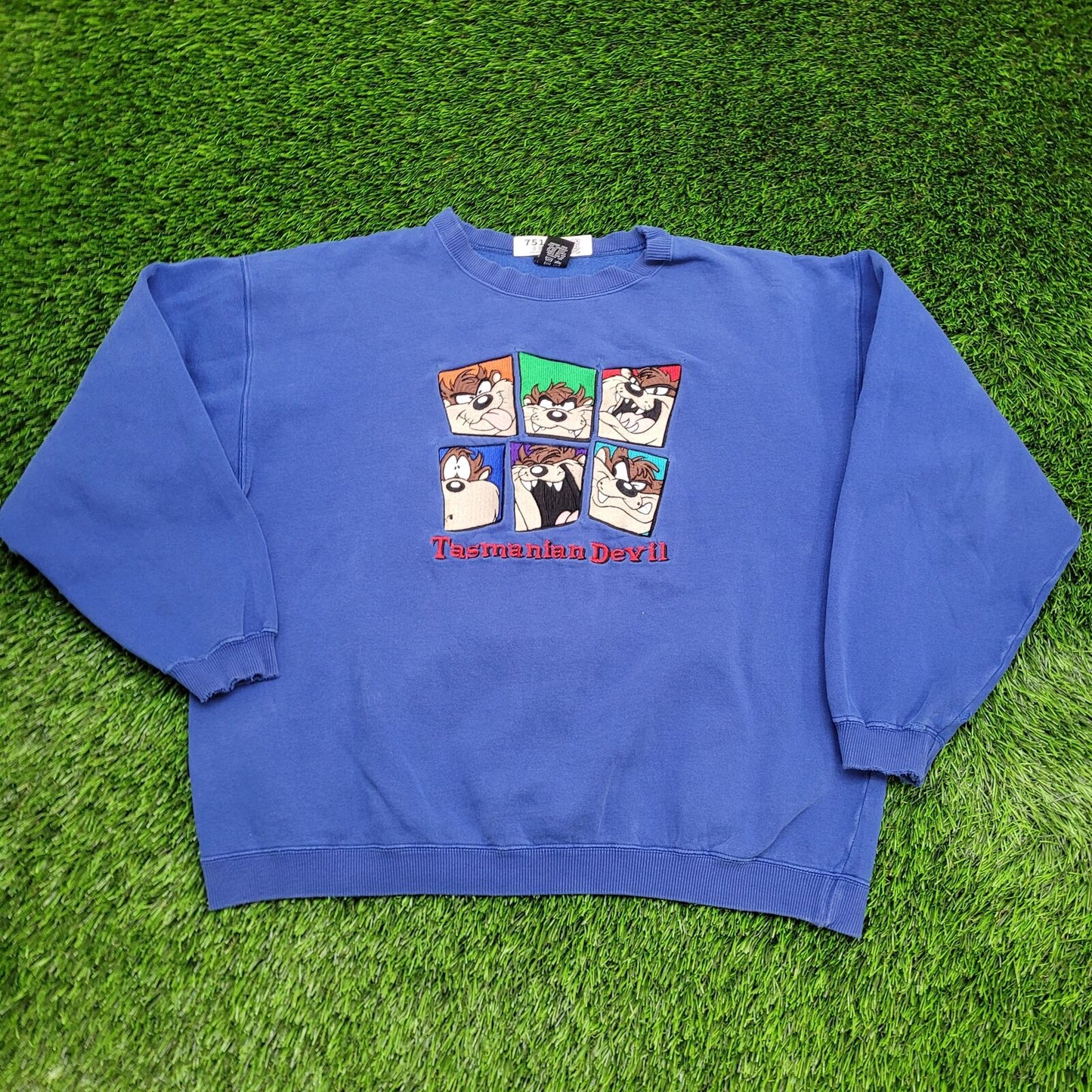 Vintage Tasmanian Devil Sweatshirt Womens Large 24x23 Blue